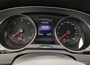 Volkswagen Passat 10