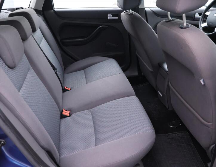 Ford Focus 11
