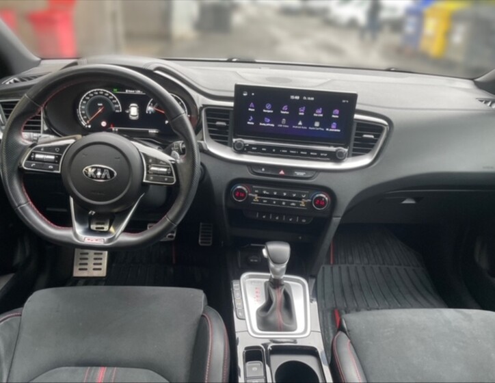 KIA ProCeed 9
