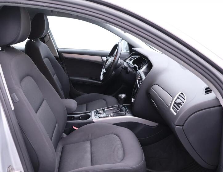 Audi A4 11
