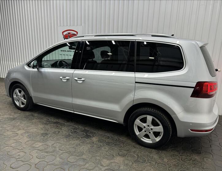 Volkswagen Sharan 5