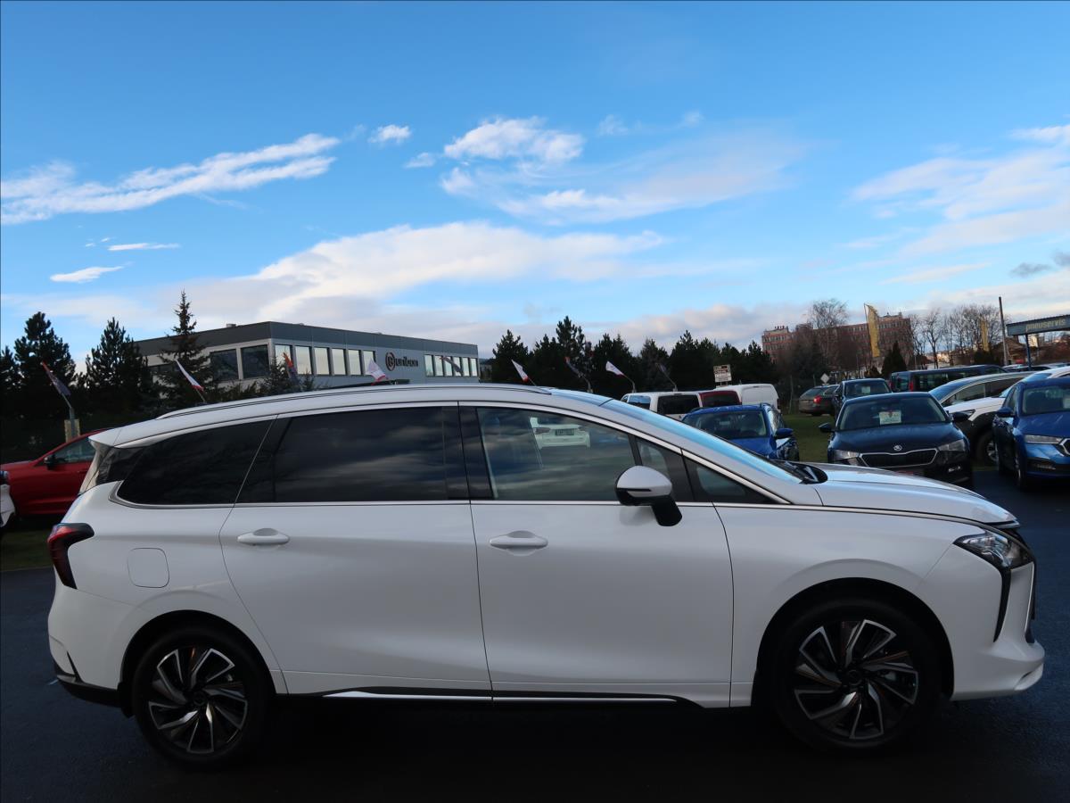 Dongfeng U-Tour