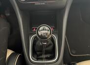 Volkswagen Golf 23