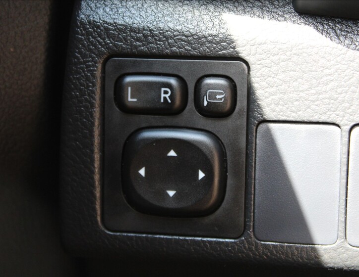 Toyota Auris 20