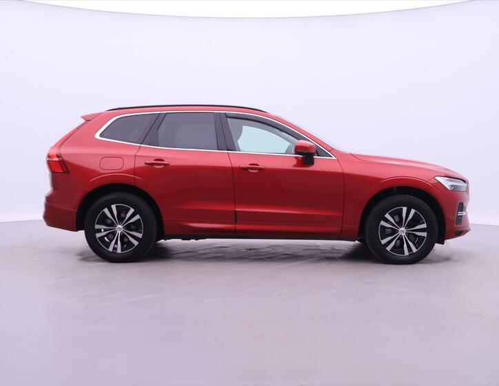 Volvo XC60 8