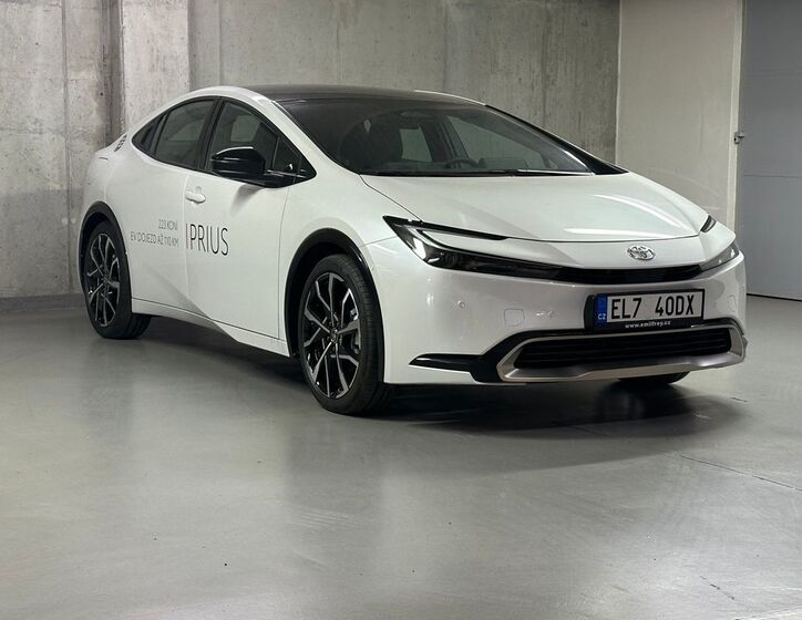 Toyota Prius 3