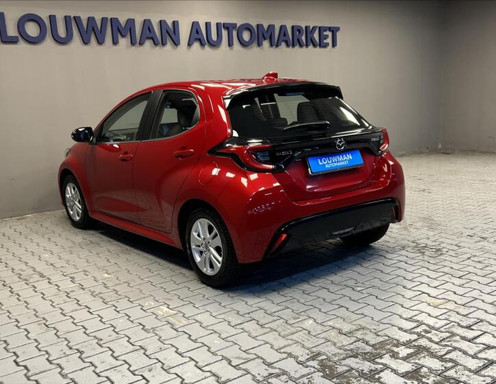 Mazda 2 16