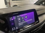 Volkswagen Golf 9
