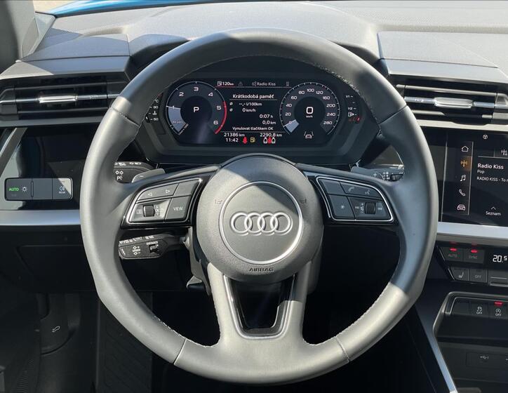 Audi A3 8