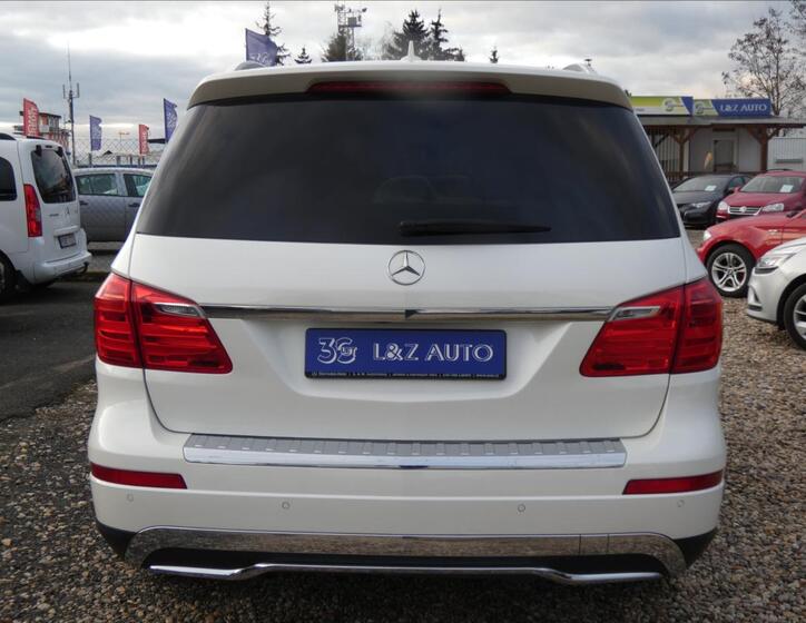 Mercedes-Benz GL 5
