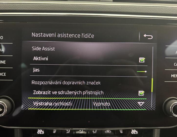 Škoda Superb 22