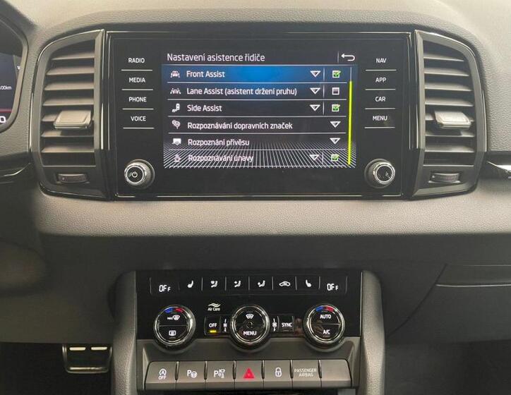 Škoda Karoq 30