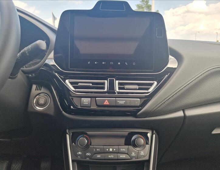 Suzuki S-Cross 16