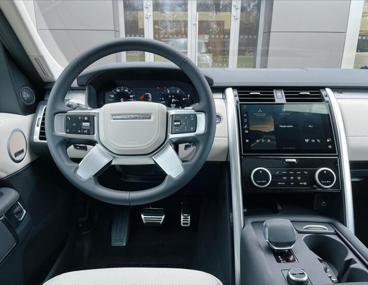 Land Rover Discovery 10
