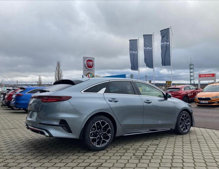 KIA ProCeed 3