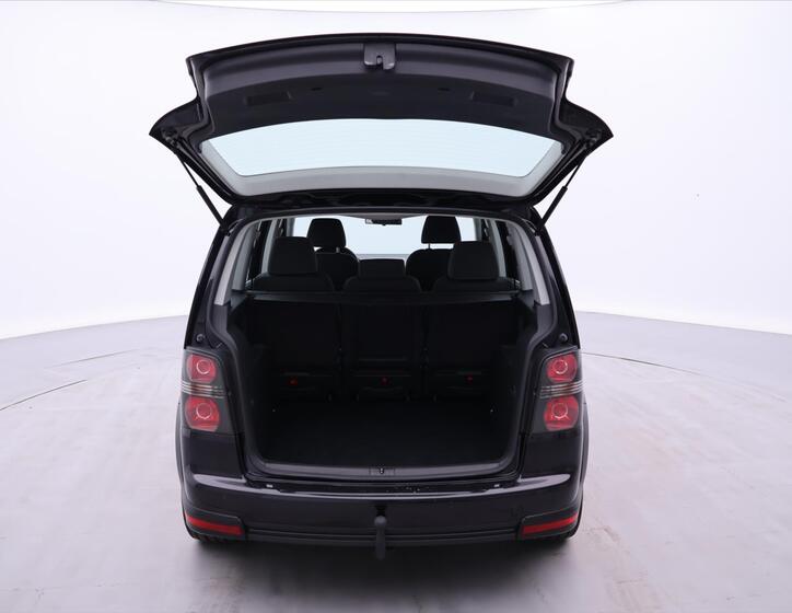 Volkswagen Touran 9