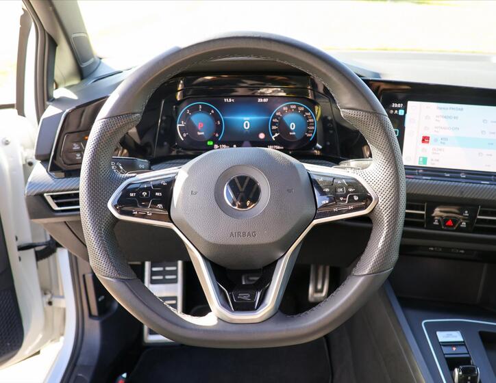 Volkswagen Golf 18