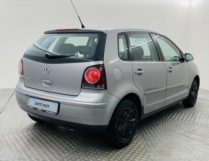Volkswagen Polo 2