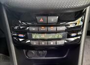Peugeot 2008 29