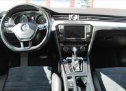 Volkswagen Passat 9