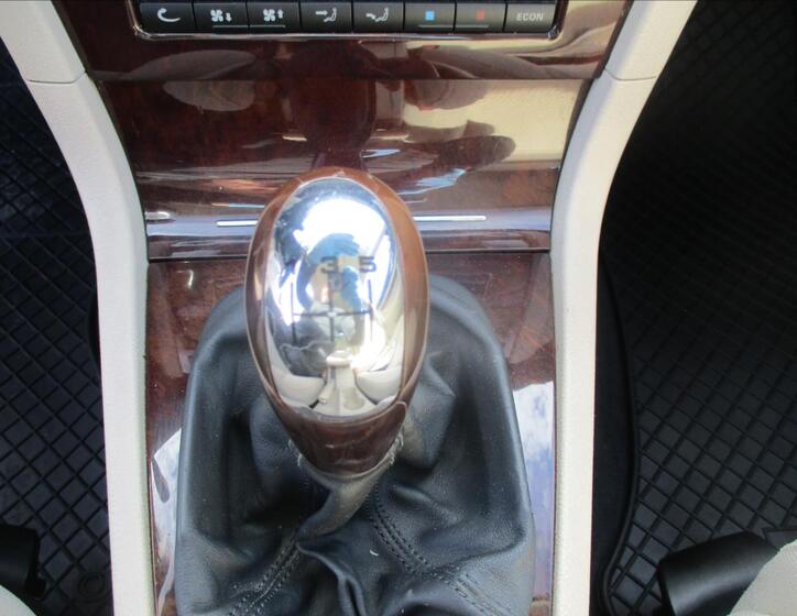 Škoda Superb 18