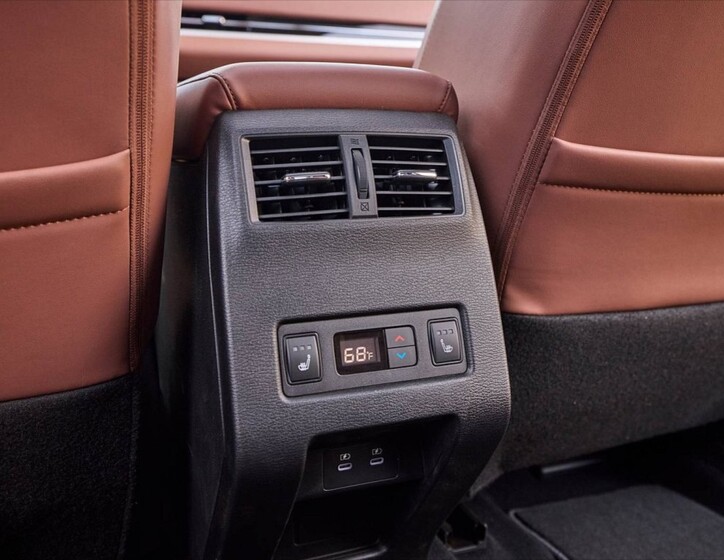 Mitsubishi Outlander 9