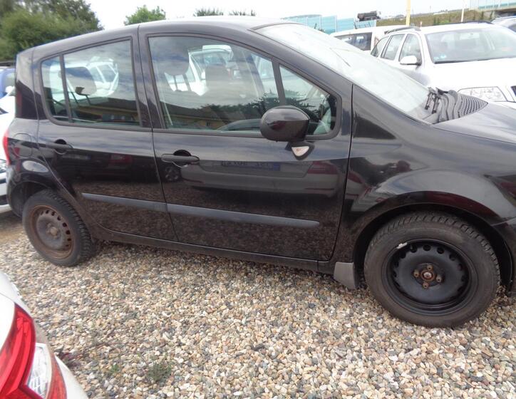 Renault Modus 6