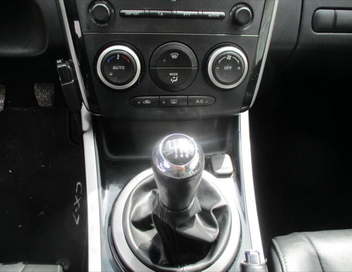 Mazda CX-7 17