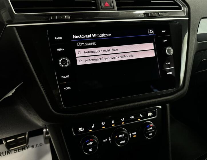 Volkswagen Tiguan 30