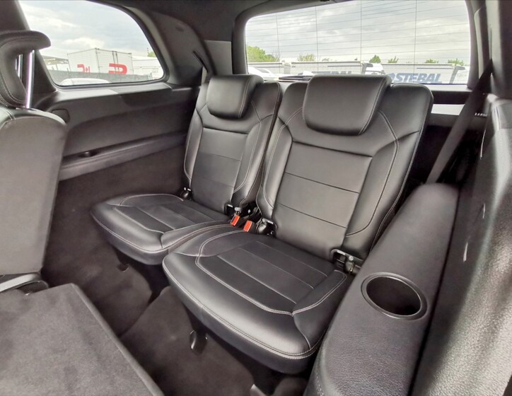 Mercedes-Benz GL 28