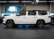 Jeep Grand Wagoneer 2