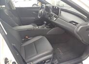 Lexus ES 300h 16