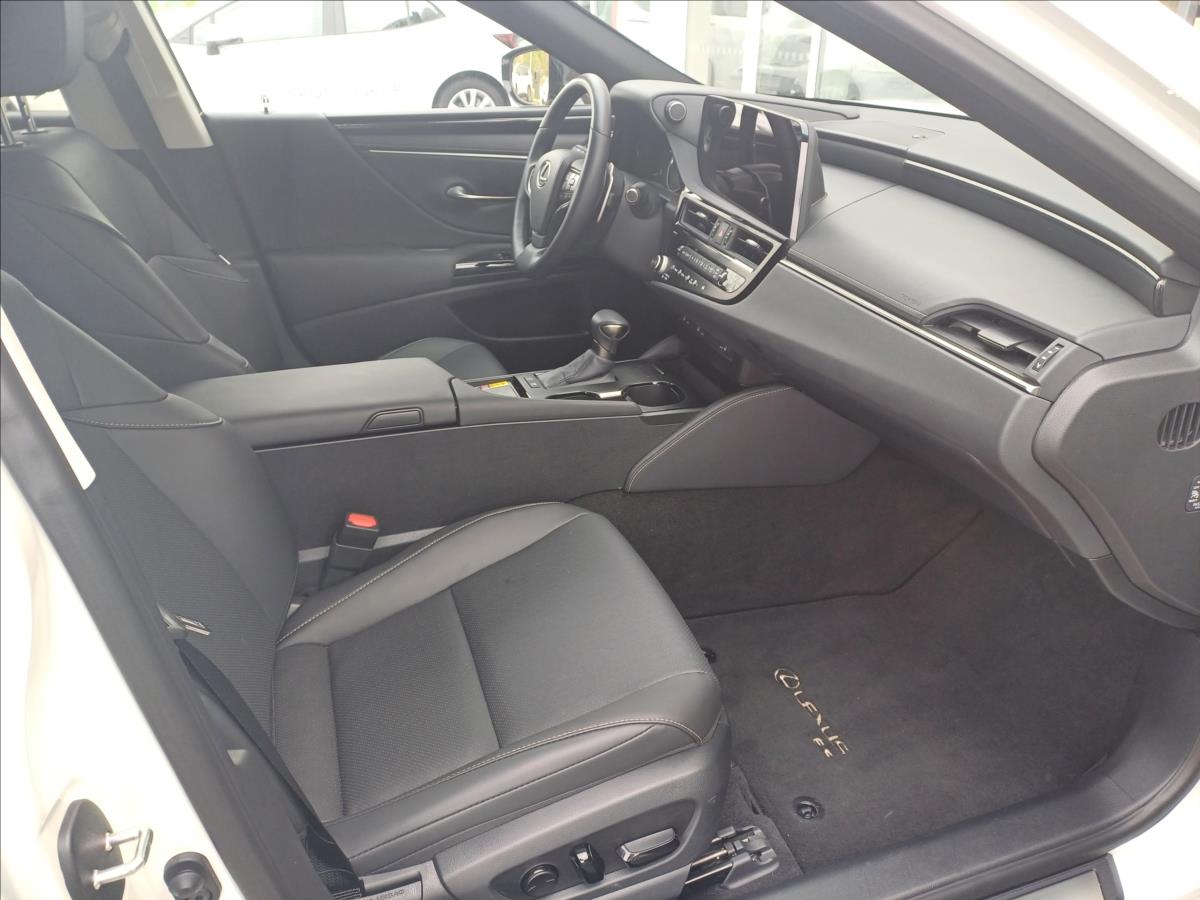 Lexus ES 300h