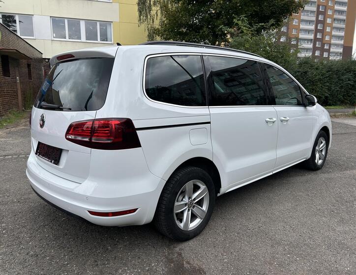 Volkswagen Sharan 4