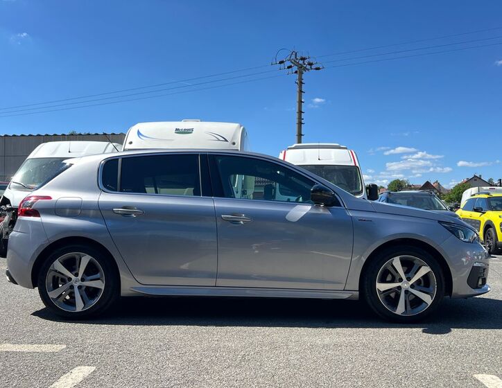 Peugeot 308 16