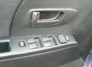 Mazda 5 9