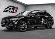Audi Q8 1