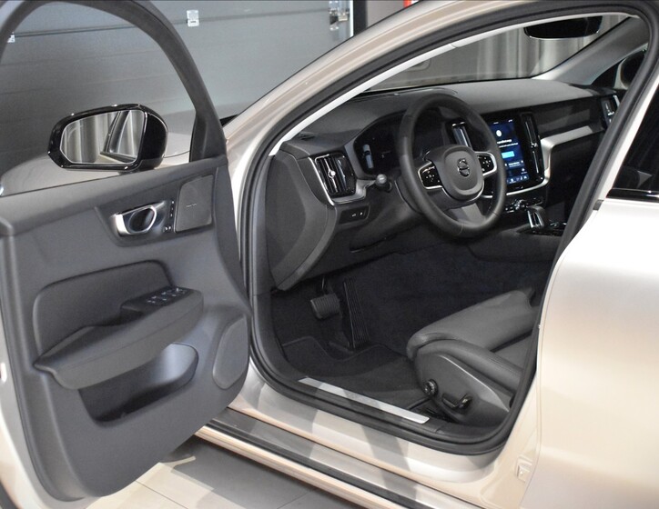 Volvo V60 13