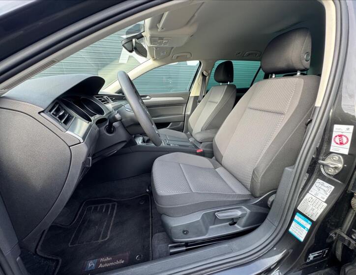Volkswagen Passat 13
