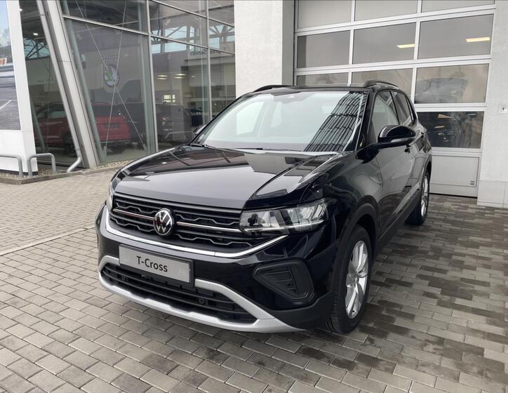 Volkswagen T-Cross 1