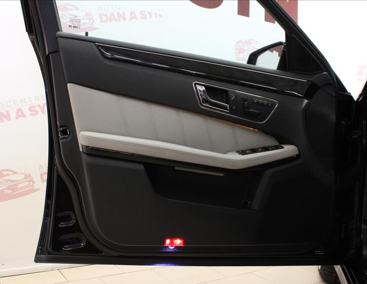 Mercedes-Benz Třídy E 9