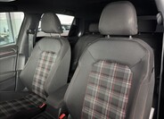Volkswagen Golf 26