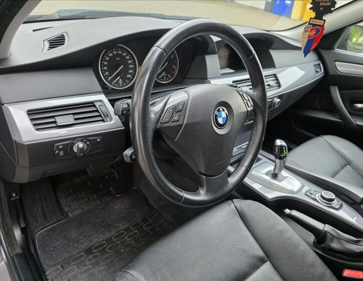 BMW Řada 5 13