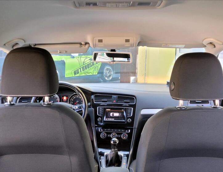 Volkswagen Golf 18
