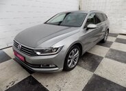 Volkswagen Passat 1