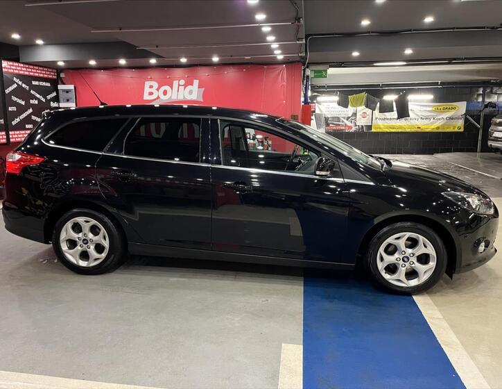 Ford Focus 7
