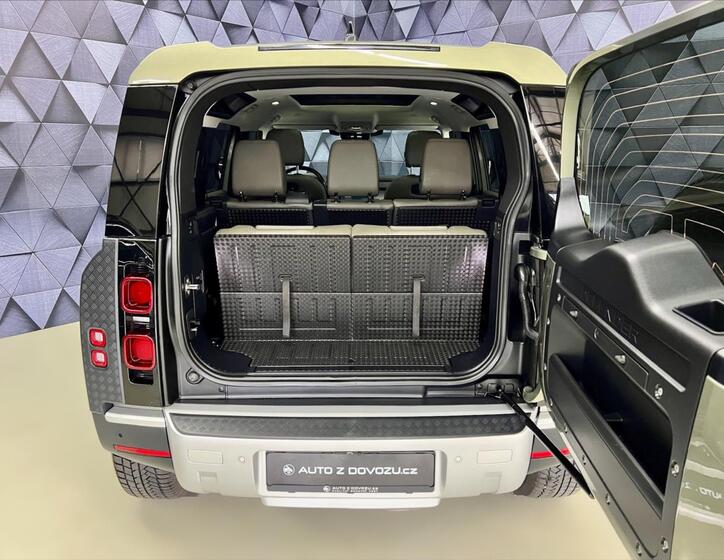 Land Rover Defender 35