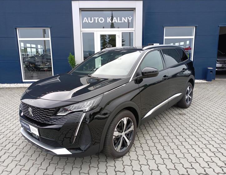 Peugeot 5008 1