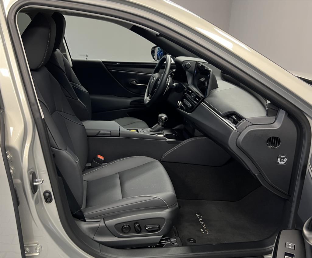 Lexus ES 300