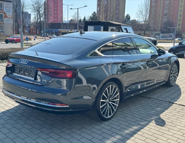 Audi A5 7